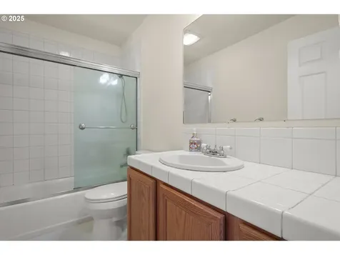 177 Quick Road Castle Rock WA 98611