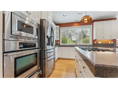 16145 NW Canterwood Way Portland OR 97229