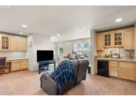 19913 SE 8th Way Camas WA 98607