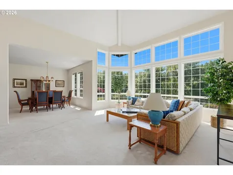 9850 NE Meadow Loop Newberg OR 97132