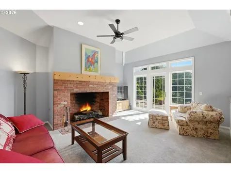 9850 NE Meadow Loop Newberg OR 97132