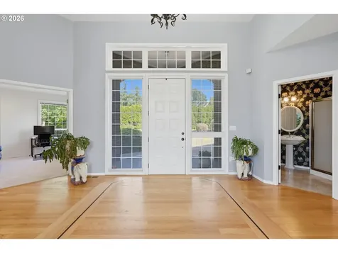 9850 NE Meadow Loop Newberg OR 97132