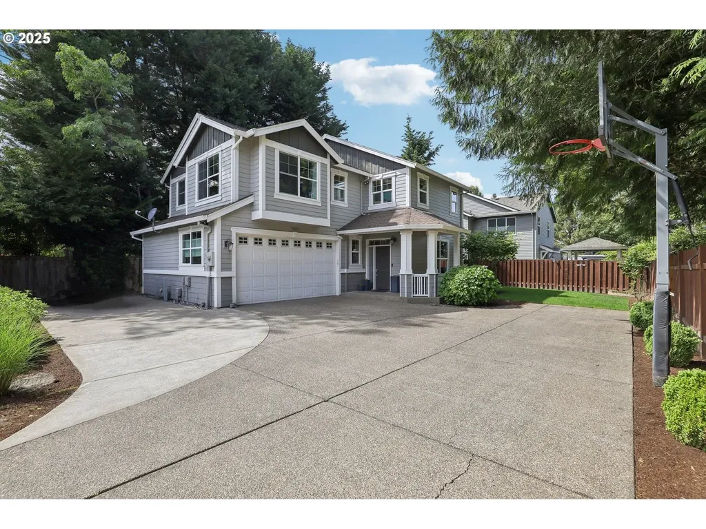 10001 SW Siletz Drive Tualatin OR 97062