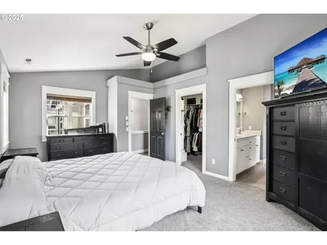 10001 SW Siletz Drive Tualatin OR 97062