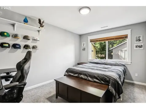 10001 SW Siletz Drive Tualatin OR 97062
