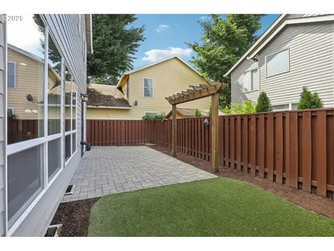 10001 SW Siletz Drive Tualatin OR 97062