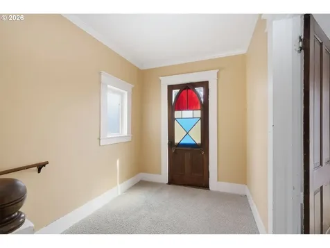 653 S River Road Cottage Grove OR 97424