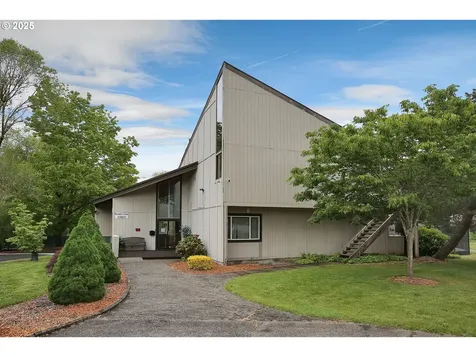 23882 NE Treehill Drive Wood Village OR 97060