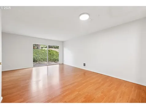 23882 NE Treehill Drive Wood Village OR 97060