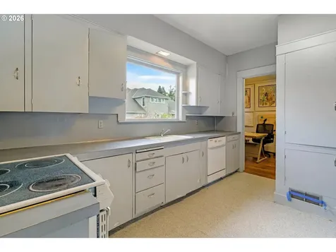 5555 SW Scholls Ferry Road Portland OR 97225