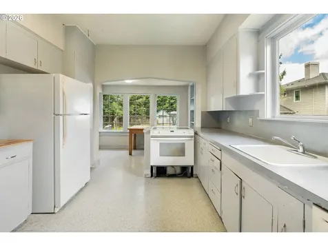 5555 SW Scholls Ferry Road Portland OR 97225