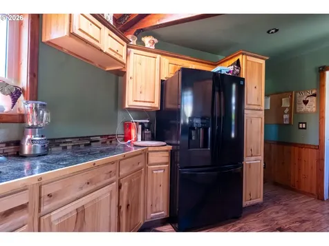 1329 Larson Road Roseburg OR 97471