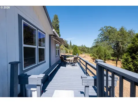 1329 Larson Road Roseburg OR 97471