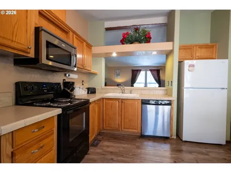 1329 Larson Road Roseburg OR 97471