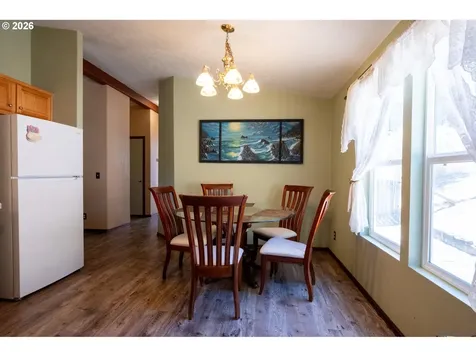 1329 Larson Road Roseburg OR 97471