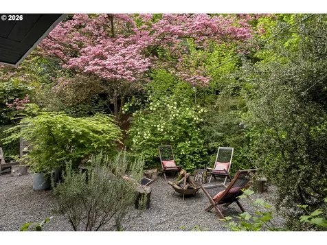 4000 SE Aldercrest Road Milwaukie OR 97222