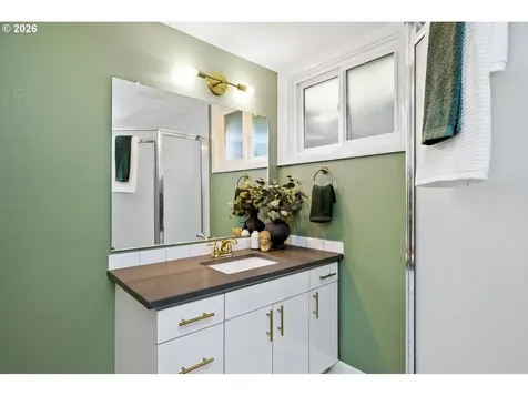 4000 SE Aldercrest Road Milwaukie OR 97222