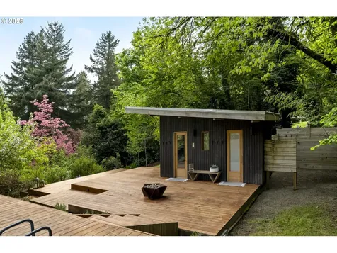 4000 SE Aldercrest Road Milwaukie OR 97222