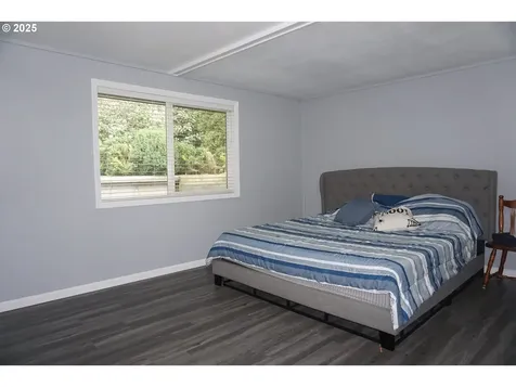 11403 NE Conifer Drive Vancouver WA 98662
