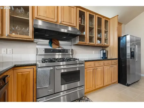 1732 Scardi Boulevard Sutherlin OR 97479