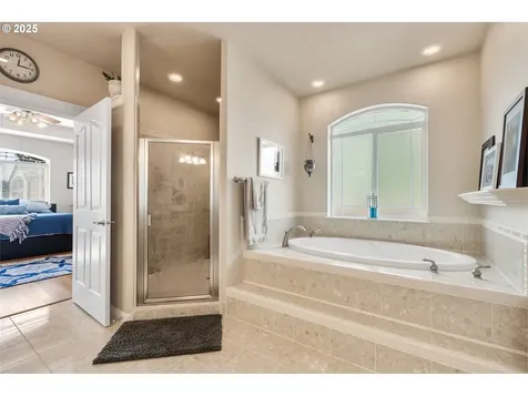 1732 Scardi Boulevard Sutherlin OR 97479