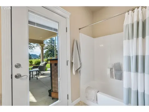 1732 Scardi Boulevard Sutherlin OR 97479