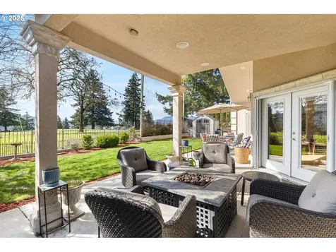 1732 Scardi Boulevard Sutherlin OR 97479