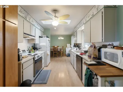 3142 22nd Avenue Forest Grove OR 97116