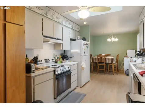 3142 22nd Avenue Forest Grove OR 97116