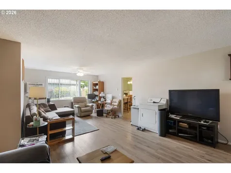 3142 22nd Avenue Forest Grove OR 97116