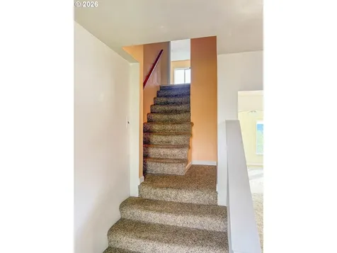 833 NE Jackson Street Roseburg OR 97470