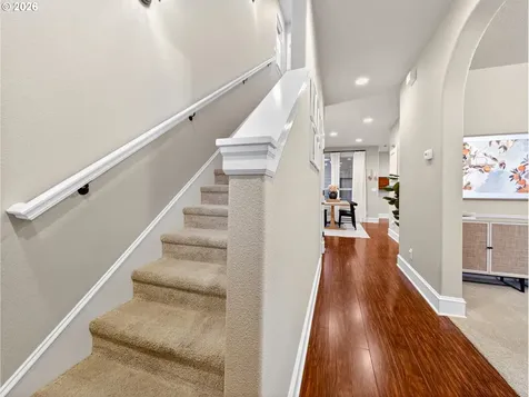 17118 SW Sonnet Way King City OR 97224