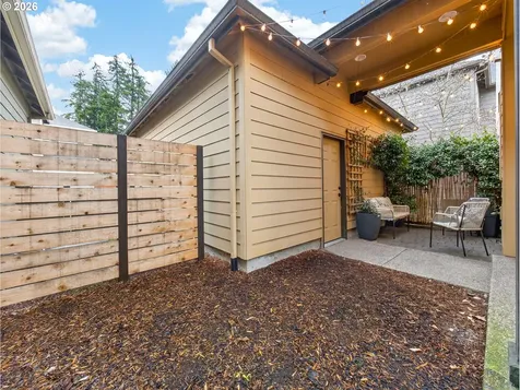 17118 SW Sonnet Way King City OR 97224
