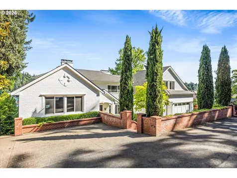 2470 Summit Court Lake Oswego OR 97034
