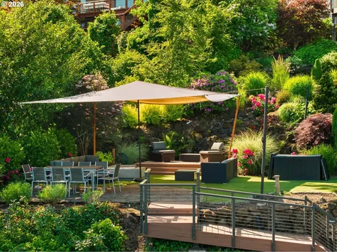 2470 Summit Court Lake Oswego OR 97034