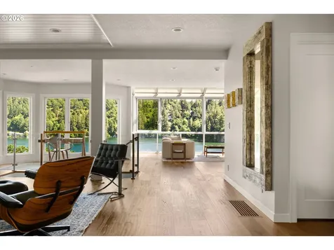 2470 Summit Court Lake Oswego OR 97034