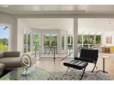 2470 Summit Court Lake Oswego OR 97034