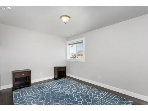 1276 S 15th Way Ridgefield WA 98642