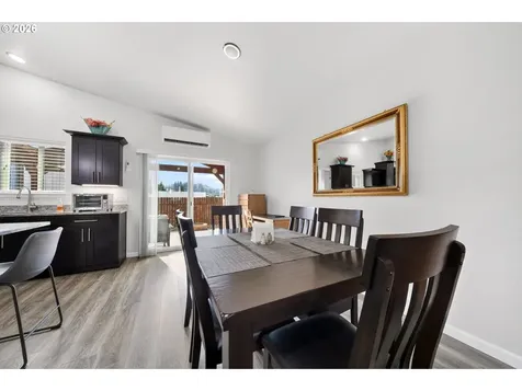 829 Jacobson Way Lakeside OR 97449