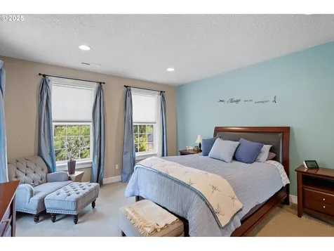 5111 NW 141st Street Vancouver WA 98685