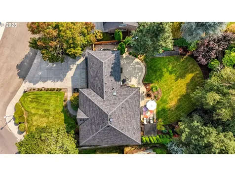 5111 NW 141st Street Vancouver WA 98685