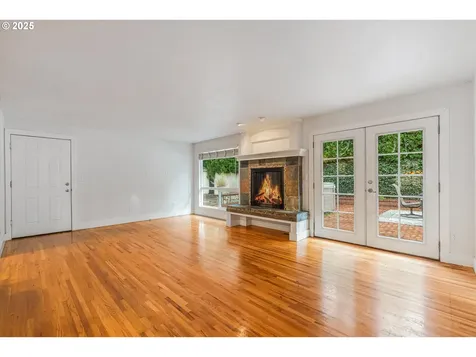 19060 Terry Avenue Lake Oswego OR 97035