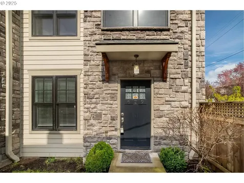 629 NE Randall Avenue Portland OR 97232