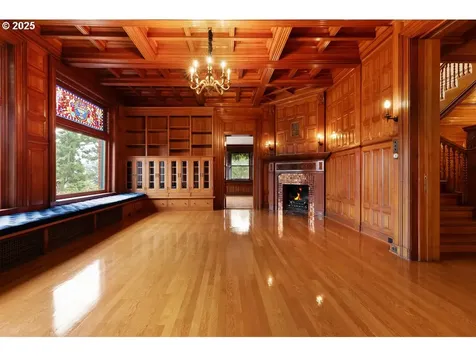 1816 SW Hawthorne Terrace Portland OR 97201