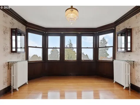 1816 SW Hawthorne Terrace Portland OR 97201