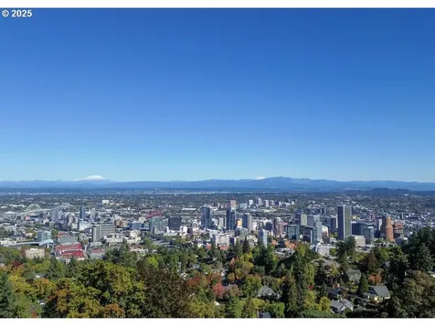 1816 SW Hawthorne Terrace Portland OR 97201