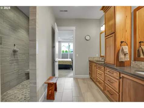 18308 NE 79th Street Vancouver WA 98682