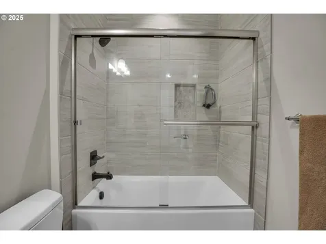 18308 NE 79th Street Vancouver WA 98682