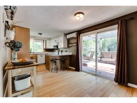 4117 E Amazon Drive Eugene OR 97405