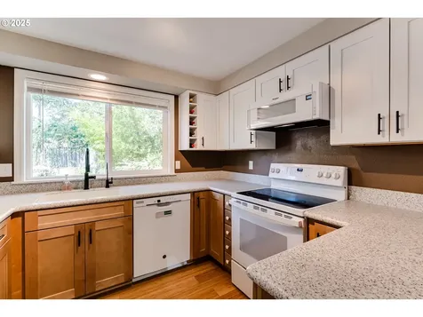 4117 E Amazon Drive Eugene OR 97405